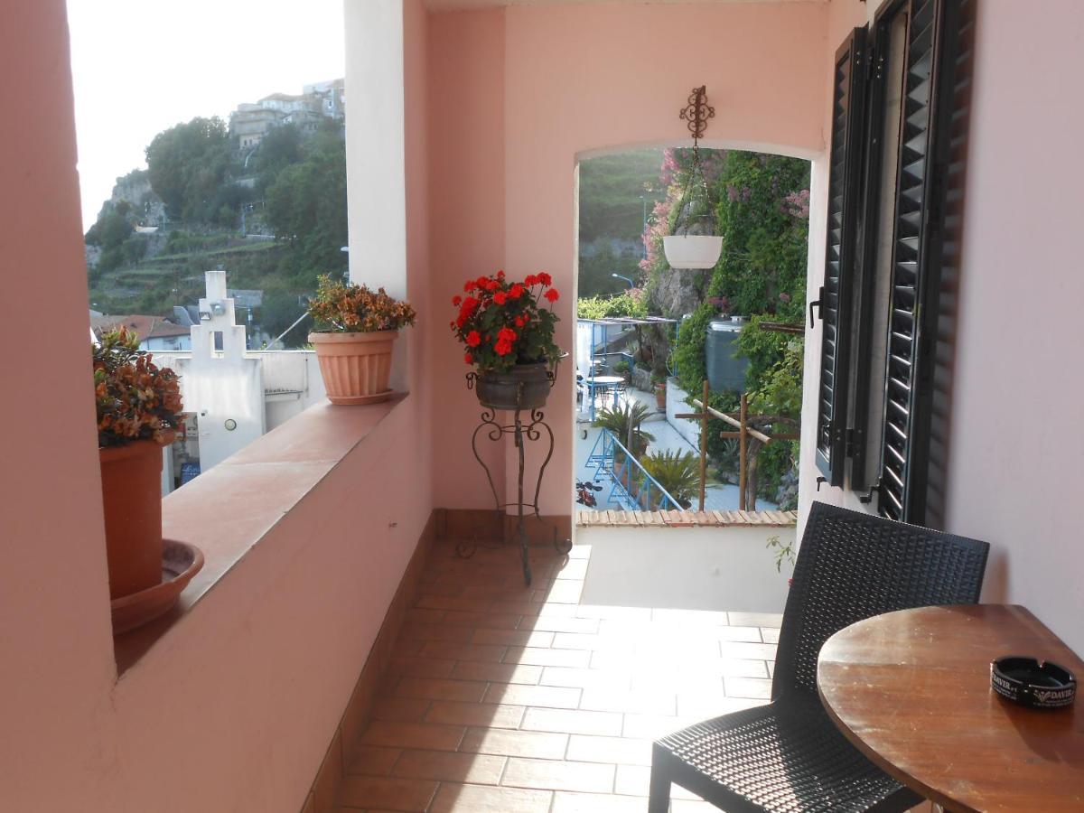 Al Geranio B&B Furore Extérieur photo